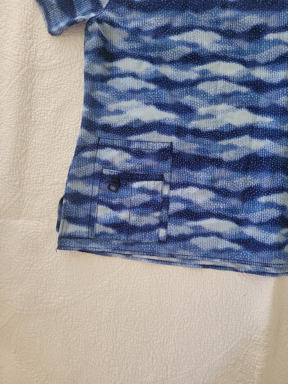 Carhartt Blue & White Patterned V-Neck Scrub Top - Picture 6 of 9